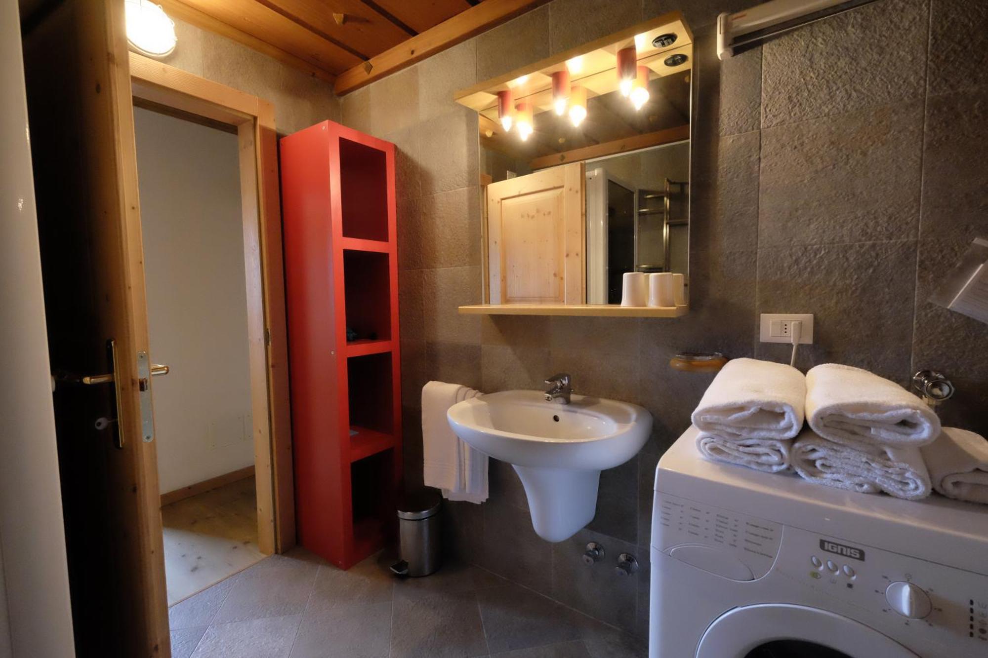 Residenza Bagni & Miramonti Aparthotel Кавалезе Екстериор снимка